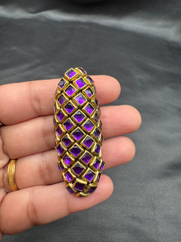 Different colors of Kundan pin/ brooch