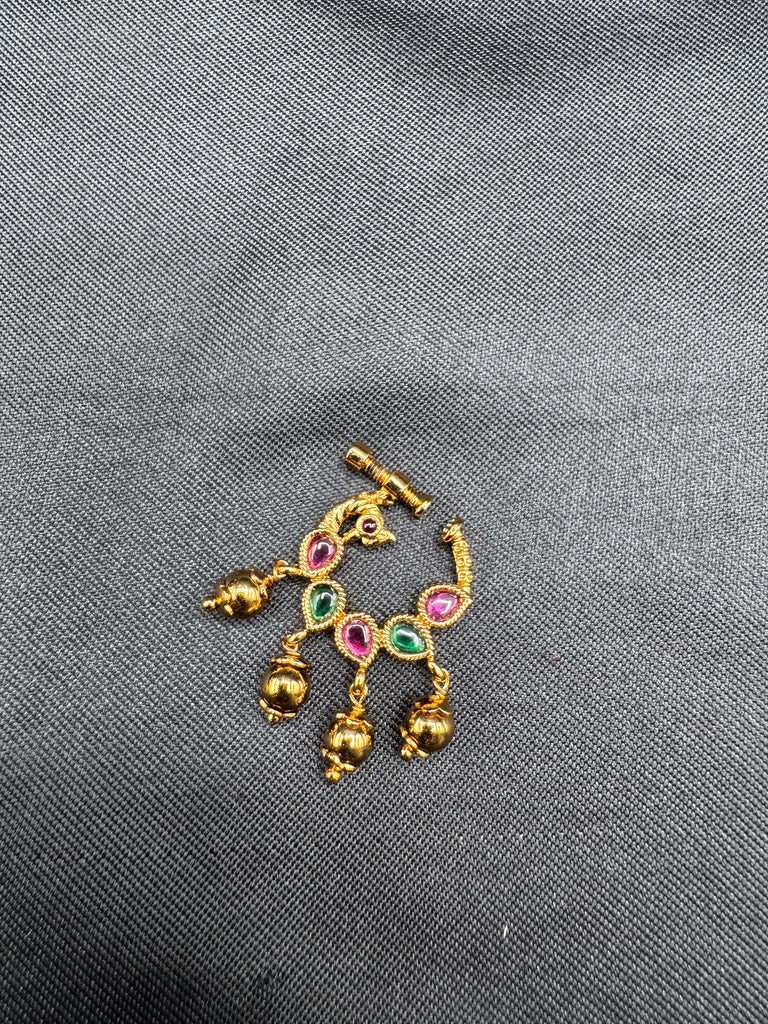 Multicolor stones antique peacock design nose pin