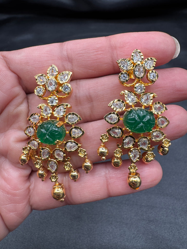 Elegant cz stones and emerald stones pendant set with a matching emerald bead chain