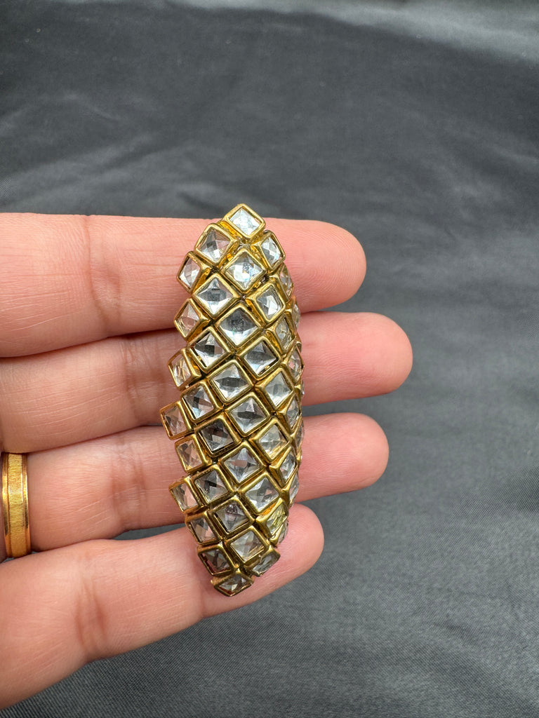 Different colors of Kundan pin/ brooch