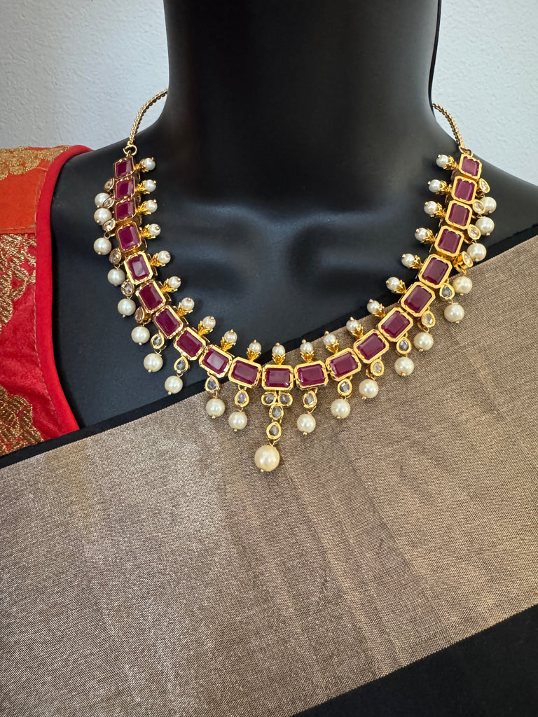 Ruby stones and uncut Stones and pearls necklace set