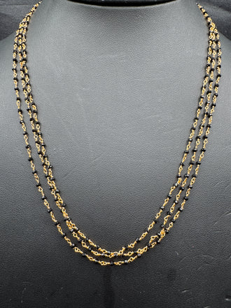 Three-line kattu thiga black diamond bead chain