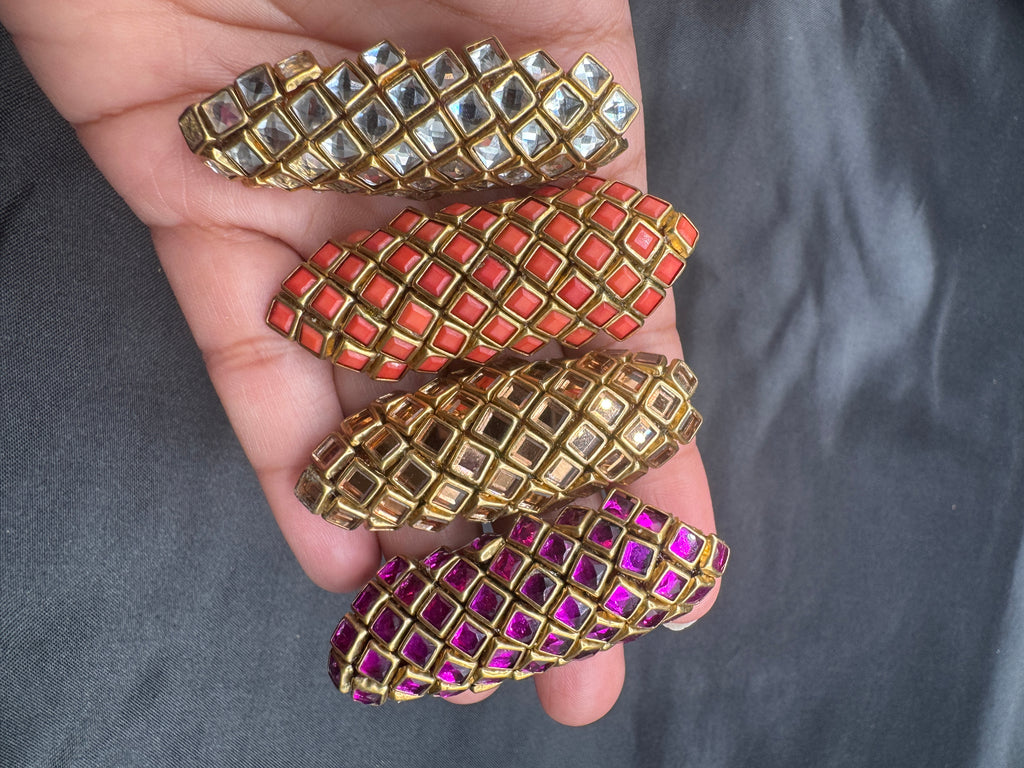 Different colors of Kundan pin/ brooch