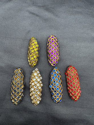 Different colors of Kundan pin/ brooch