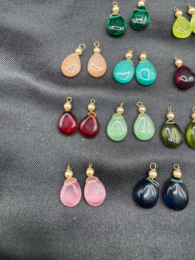 Small changeable drop earrings
