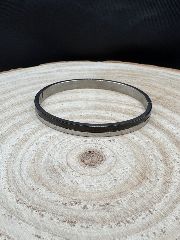 Black & Silver metal side-opening kada bangle/ bracelet