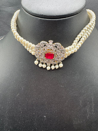 Swarovski Pearls with ruby & emerald changeable