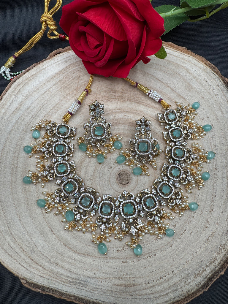 Light Green stones with Swarovski pearls trendy necklace set