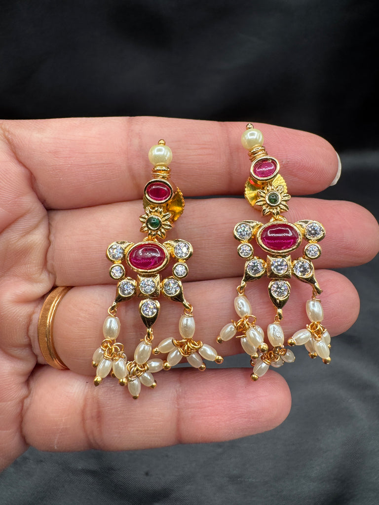 Pearls with Ruby stones guttapusalu necklace