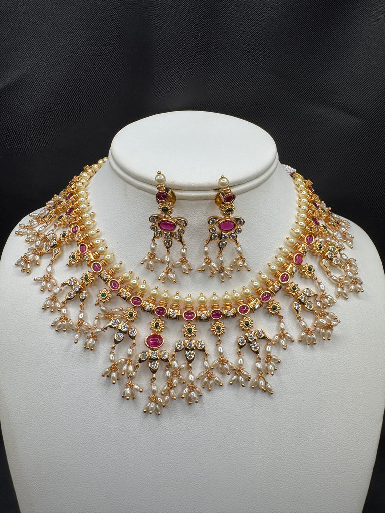 Pearls with Ruby stones guttapusalu necklace