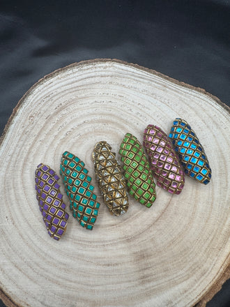 Different colors of Kundan Stones saree pins