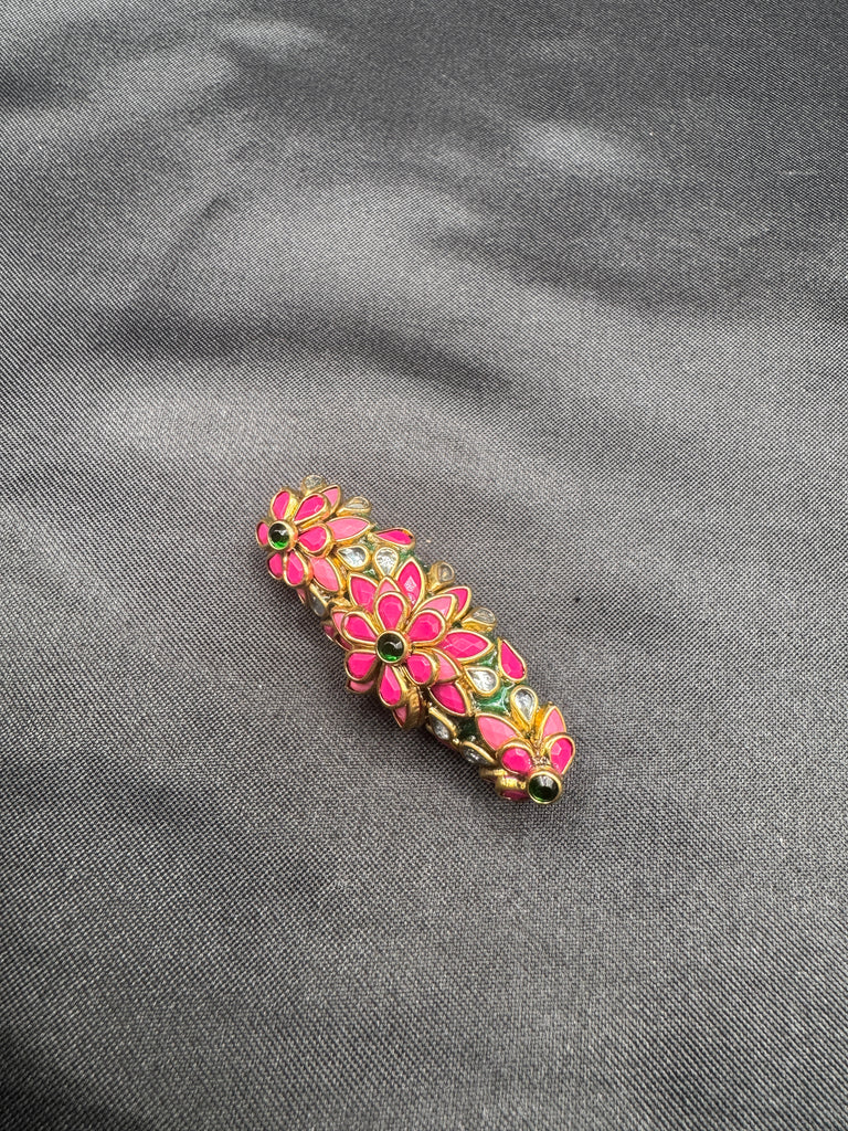 Flower design silver saree pin/ brooch