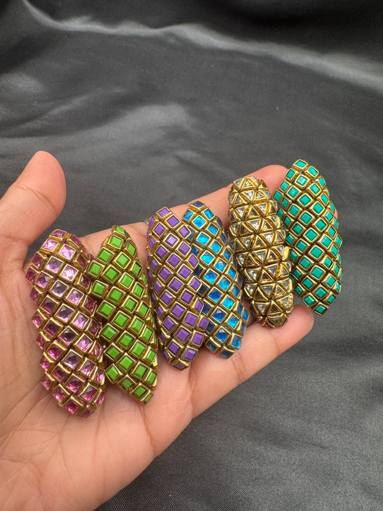 Different colors of Kundan Stones saree pins