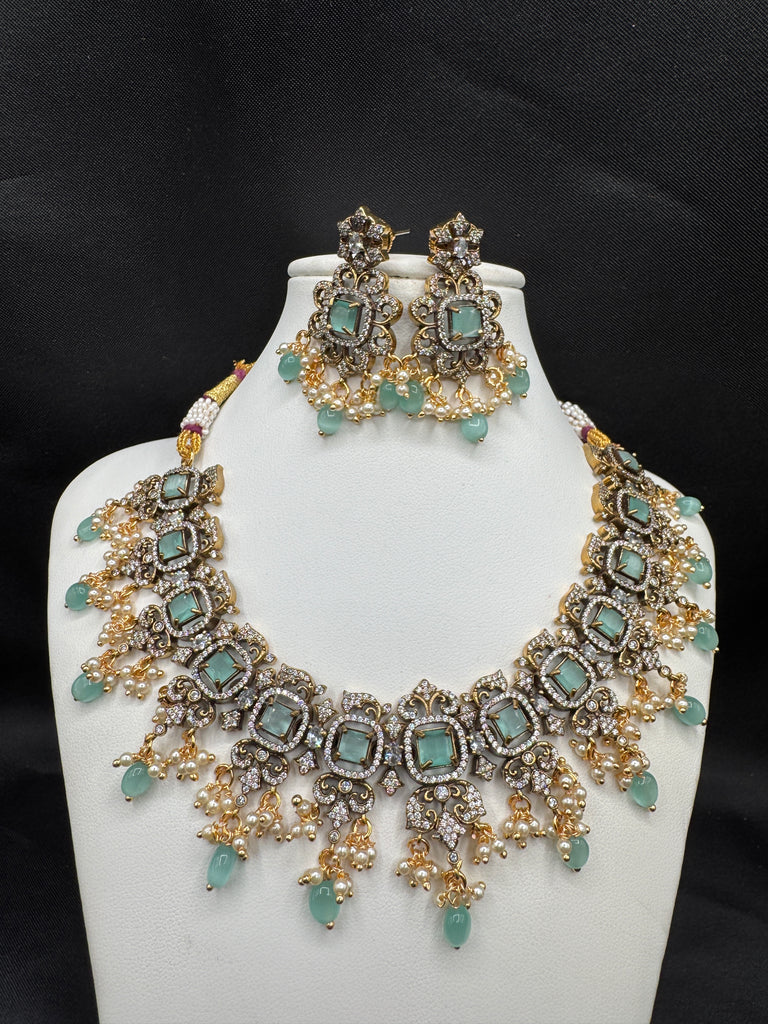 Light Green stones with Swarovski pearls trendy necklace set