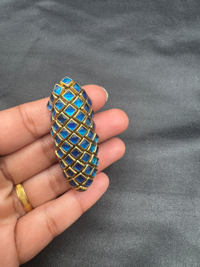 Different colors of Kundan Stones saree pins