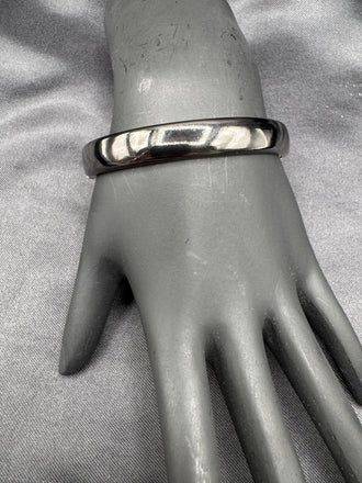 Black & Gold combination side-opening kada bangle/ bracelet