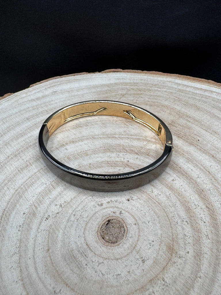 Black & Gold combination side-opening kada bangle/ bracelet