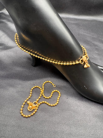 Plain gold balls set of two ankles