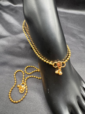 Plain gold balls set of two ankles