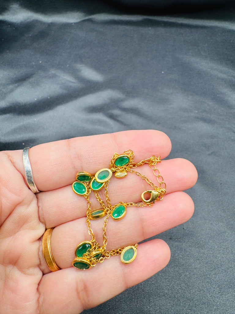 Emerald stone's gold anklet