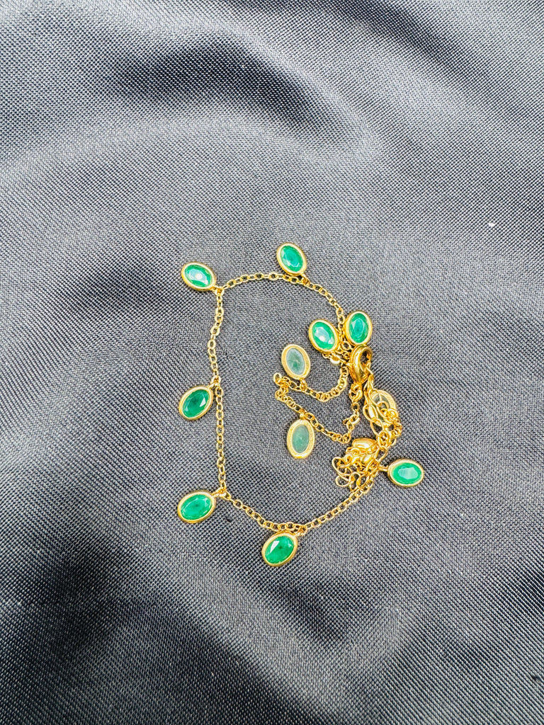 Emerald stone's gold anklet