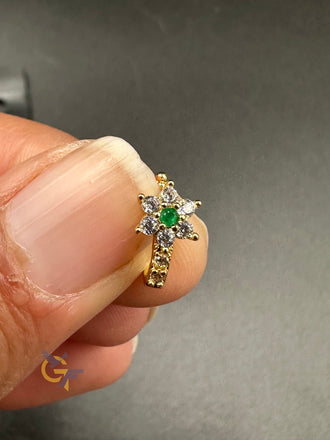 Small flower stones pressing nose pins