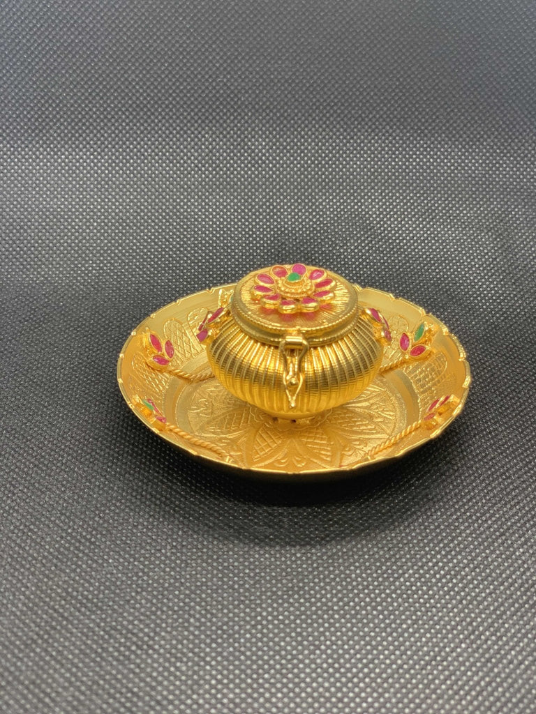 Cute leaf design multicolor stones kumkum and turmeric box - Globus Fashions