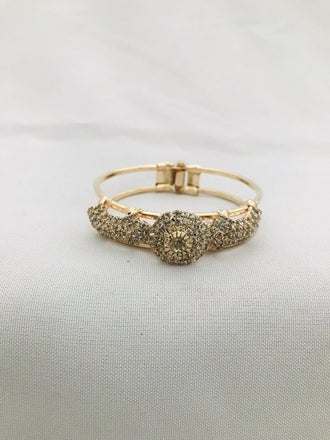 Cz stones bracelet bangle - Globus Fashions