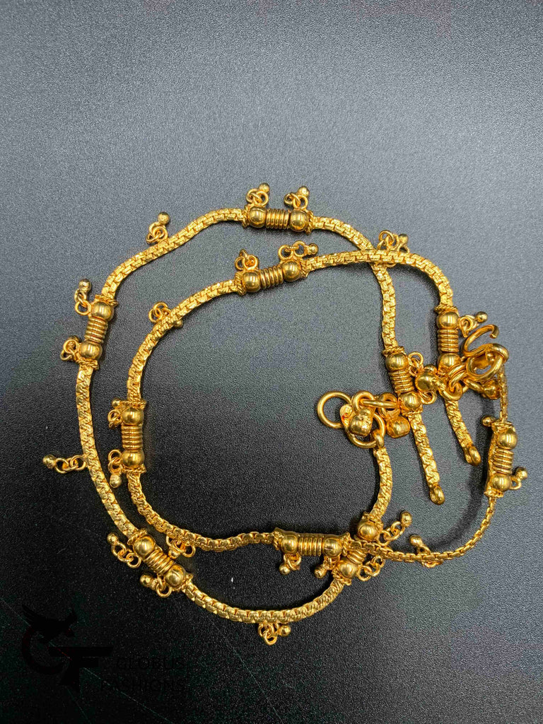 Plain gold with simple design anklets