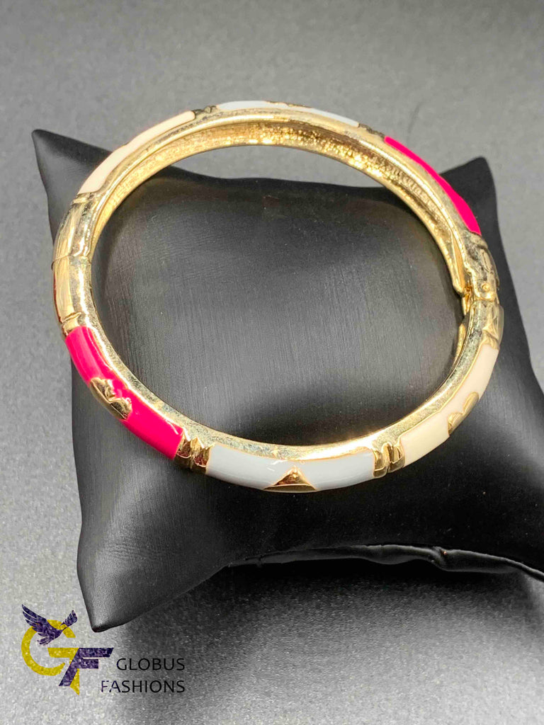 Multicolor hand painted front open single bangle