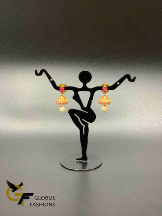 Small multicolor stones with pearls jumka earrings