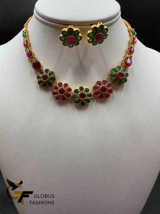 Multicolor stones small necklace