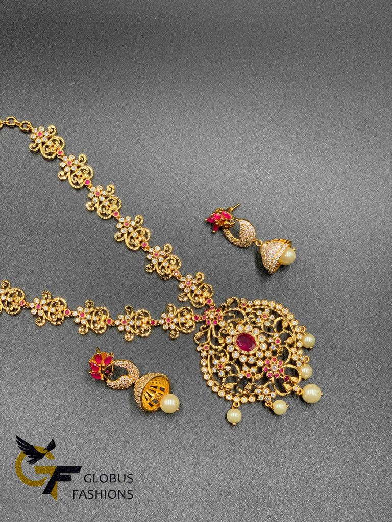 Simple flower design cz stones with ruby stones necklace set