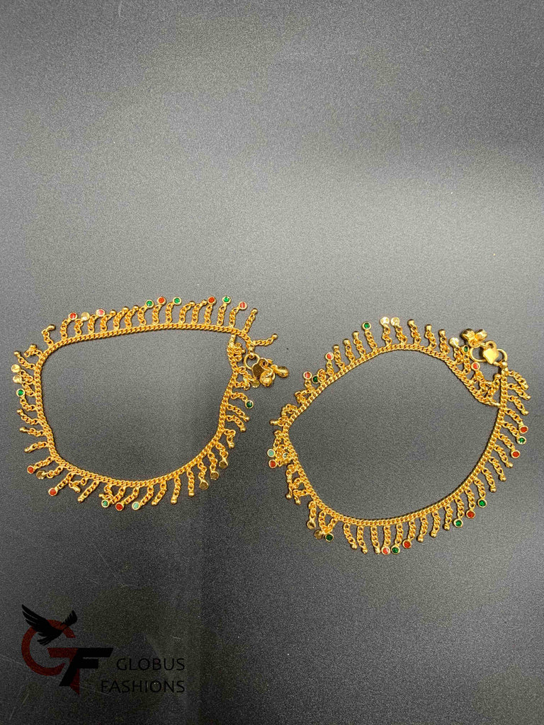 Beautiful emerald paint anklets