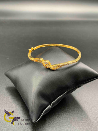 Cz stones twisted design simple bracelet