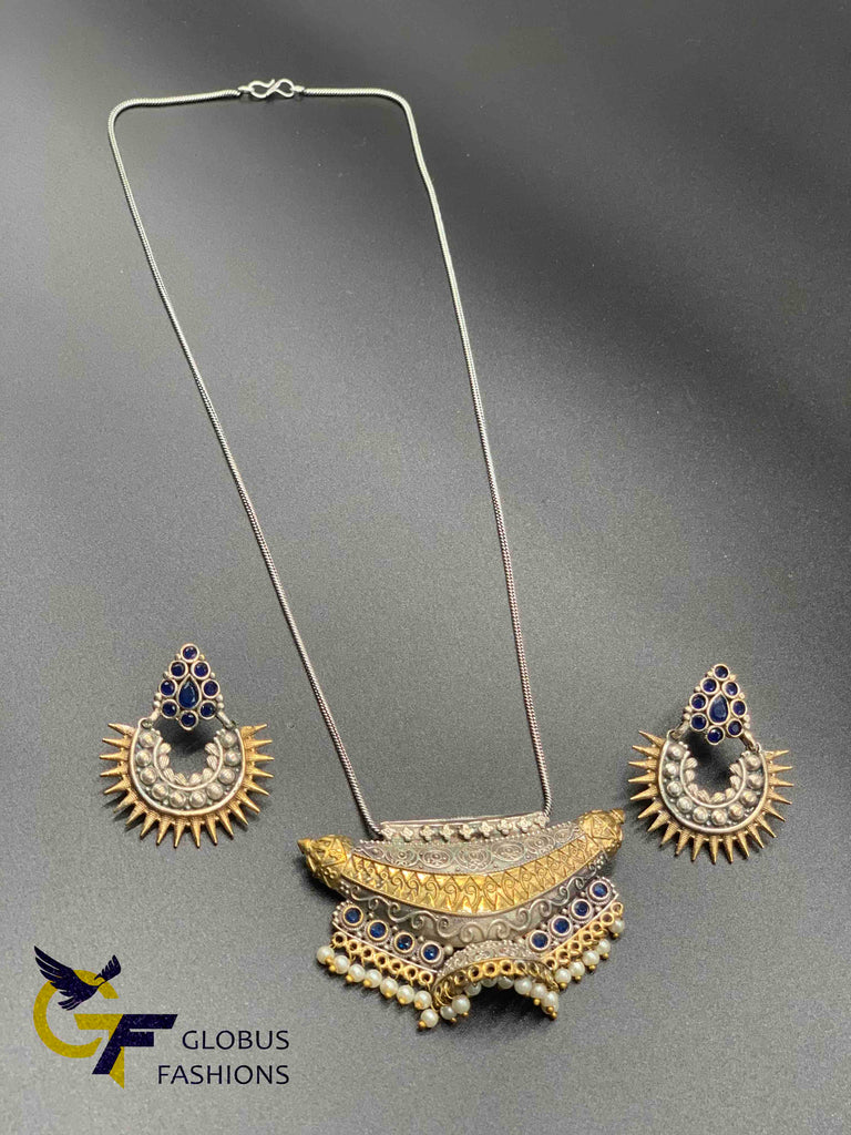 Traditional look oxidized German silver pendant with plain chain set