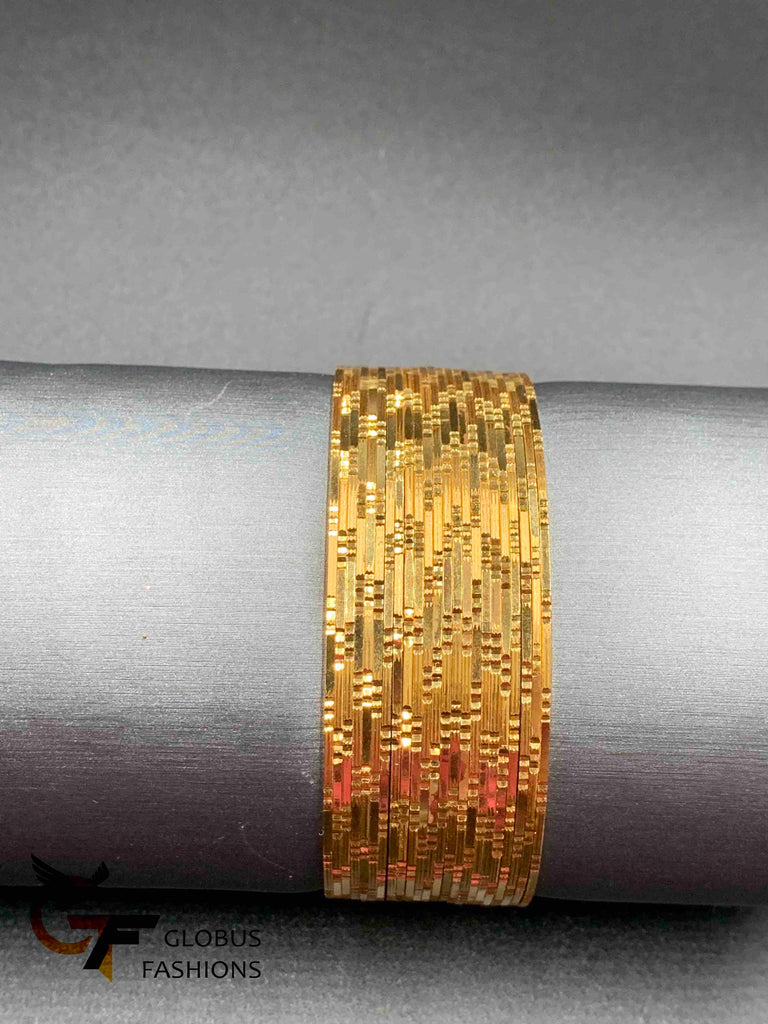 Very simple and elegant simple cut design gold bangles
