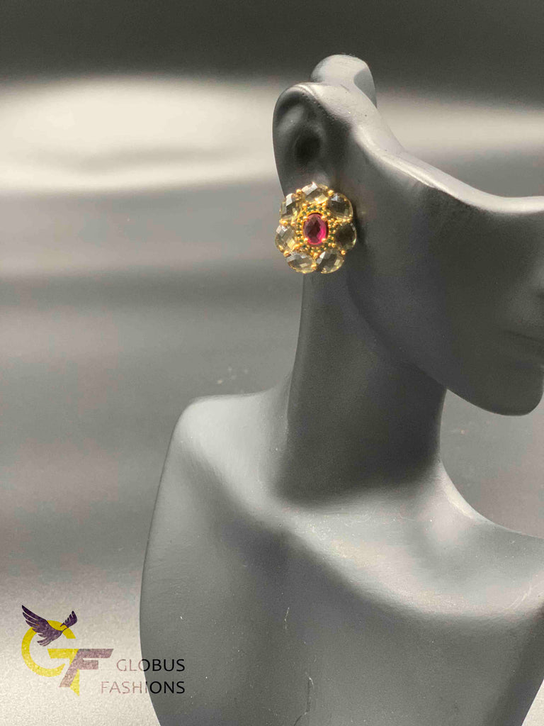 Different color stones round earrings