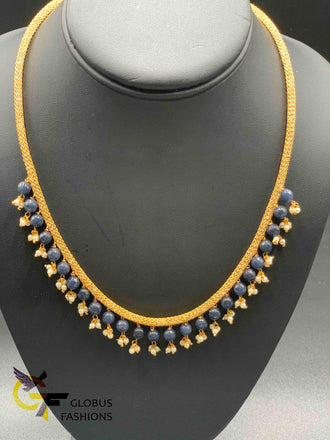 Crystal stones netted chain with gray color beads with pearls chain