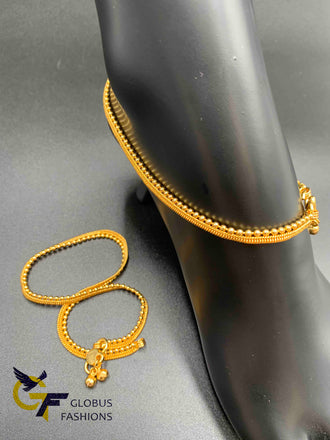 Simple design plain gold anklets