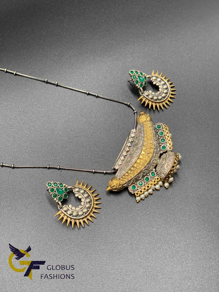 Traditional look oxidized German silver pendant with plain chain set