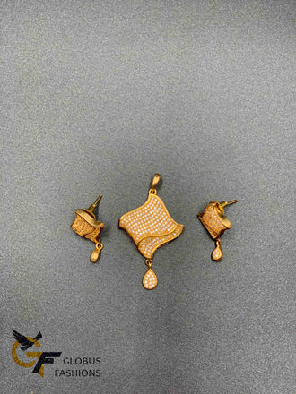 Beautiful cz stones pendant and earrings