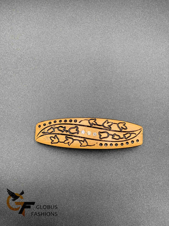 Natural wood finish self carved flower design