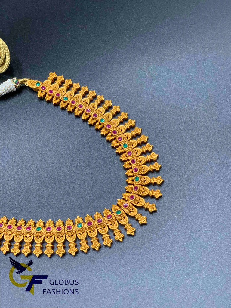Traditional and antique look multicolor stones necklace set