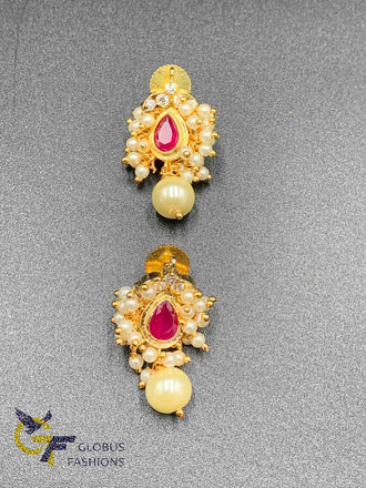 Cute pearls with stones earrings