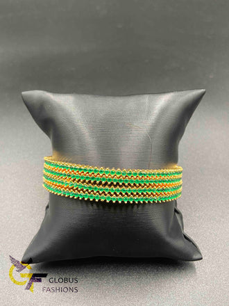 Set of 4 emerald stones bangles