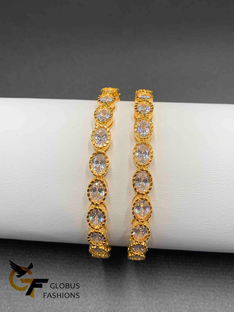 Different colors set of two bangles