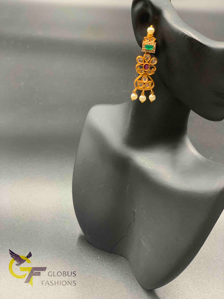 Antique finished necklace with multicolor stones and pearls