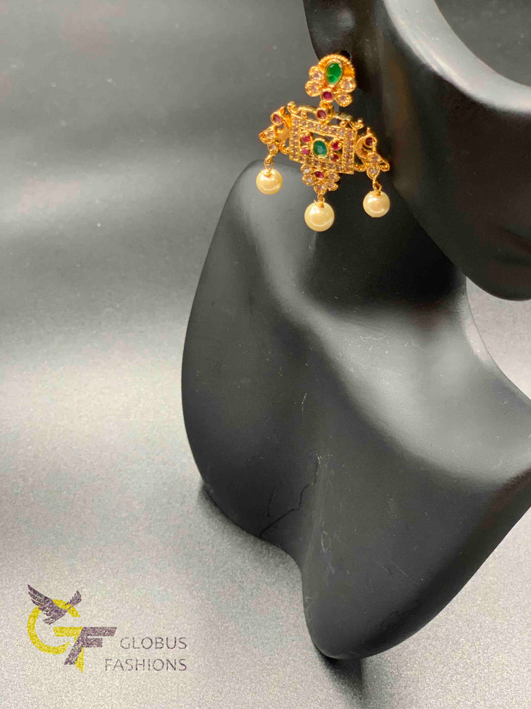 Multicolor stones with pearls peacock design short necklace set