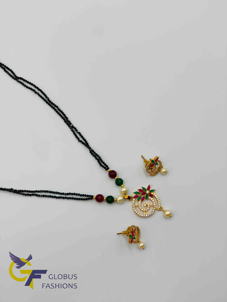 Cute flower design pendant set with black diamond beads chain